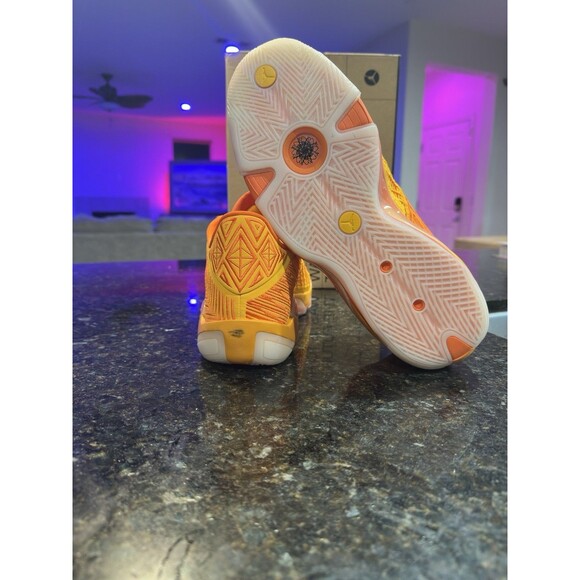 NIKE AIR JORDAN XXVIII 38 LOW "HEIRESS" TAXI-YELLOW SIZE 13 Men’s 14.5 W - Picture 2 of 12